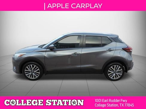 Used 2024 Nissan Kicks SV FWD image 7