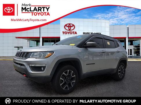 Used 2019 Jeep Compass Trailhawk AWD/4WD image 1
