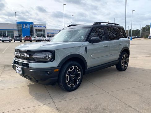 Used 2024 Ford Bronco Sport Outer Banks w/ Tech Package image 3