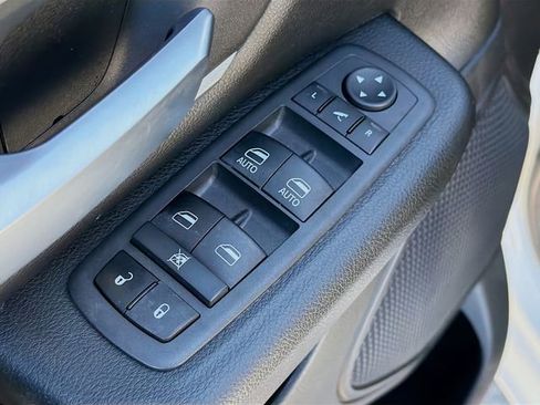 Used 2022 RAM 1500 Big Horn image 23