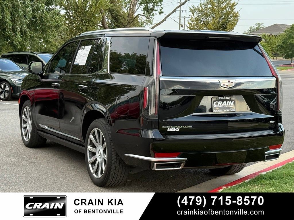 Used 2023 Cadillac Escalade Premium Luxury Platinum w/ LPO, Floor Liner Package AWD/4WD image 5