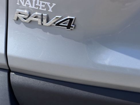 Used 2025 Toyota RAV4 XLE w/ Convenience Package FWD image 25