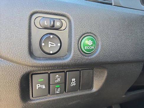 Used 2021 Honda Pilot Touring image 27