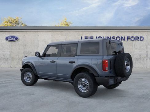 New 2025 Ford Bronco 4-Door image 4