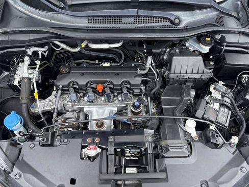 Used 2021 Honda HR-V Sport image 11