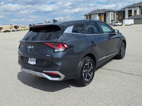 Used 2023 Kia Sportage LX AWD/4WD image 7