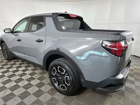 Used 2024 Hyundai Santa Cruz SE FWD image 5