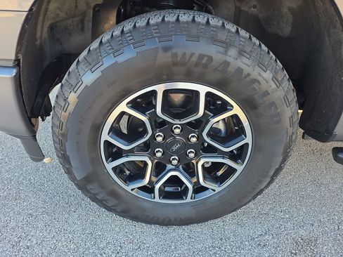 Used 2023 Ford F150 XLT w/ Equipment Group 302A High image 10