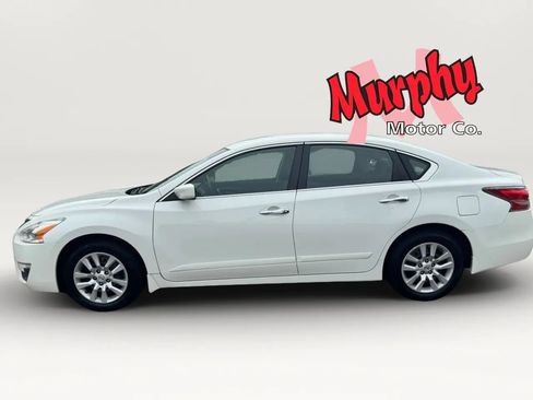 Used 2015 Nissan Altima 2.5 S w/ Power Driver Seat Package FWD image 3