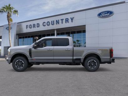 New 2025 Ford F350 Platinum w/ Tremor Off-Road Package