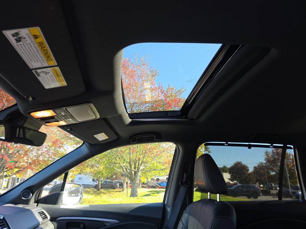 Used 2022 Honda Pilot TrailSport image 24