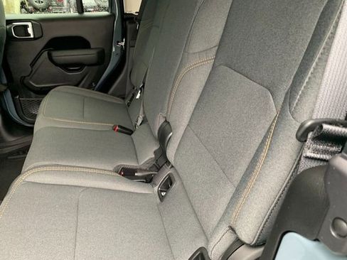New 2026 Jeep Gladiator Sport AWD/4WD image 12