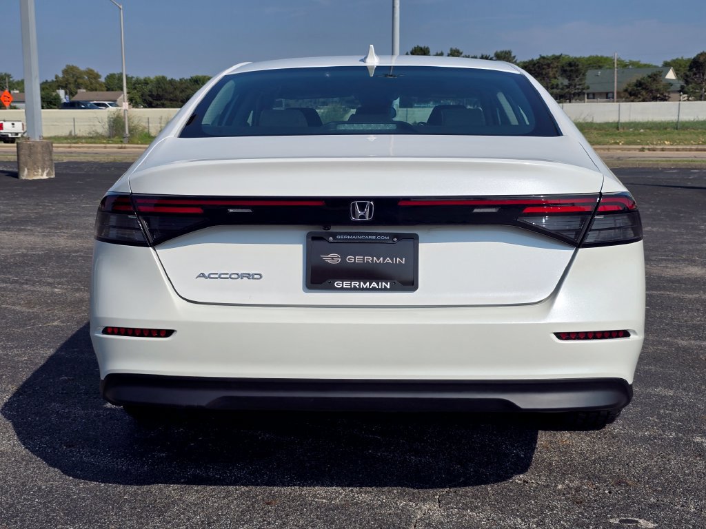 Used 2023 Honda Accord EX image 15
