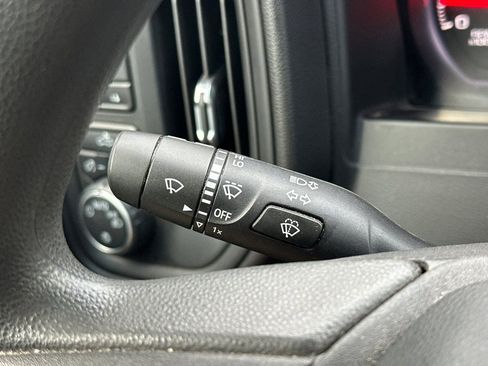 Used 2019 Chevrolet Silverado 1500 Custom Trail Boss w/ Custom Convenience Package image 36