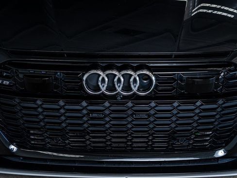 Used 2024 Audi RS 6 performance image 17