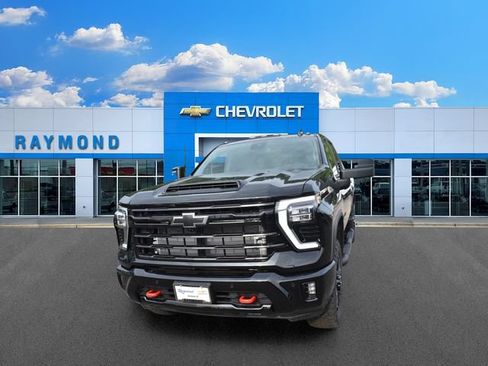 New 2026 Chevrolet Silverado 2500 LTZ w/ LTZ Plus Package AWD/4WD image 8