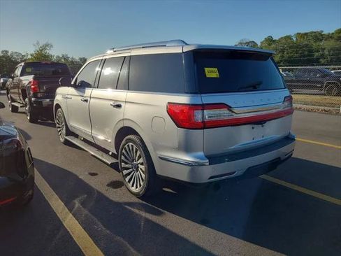 Used 2018 Lincoln Navigator Reserve AWD/4WD image 8