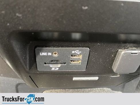 Used 2015 Ford F150 XLT w/ Equipment Group 301A Mid image 22