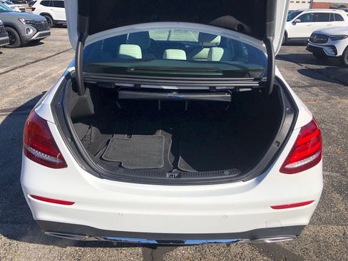 Used 2020 Mercedes-Benz E 450 4MATIC Sedan image 31