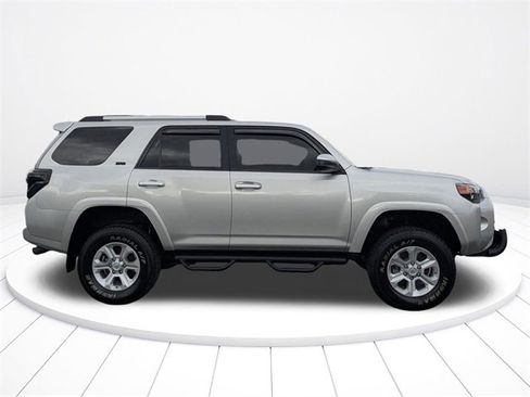 Used 2021 Toyota 4Runner SR5 image 7