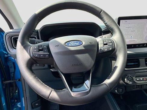 Used 2025 Ford Maverick Lobo AWD/4WD image 17