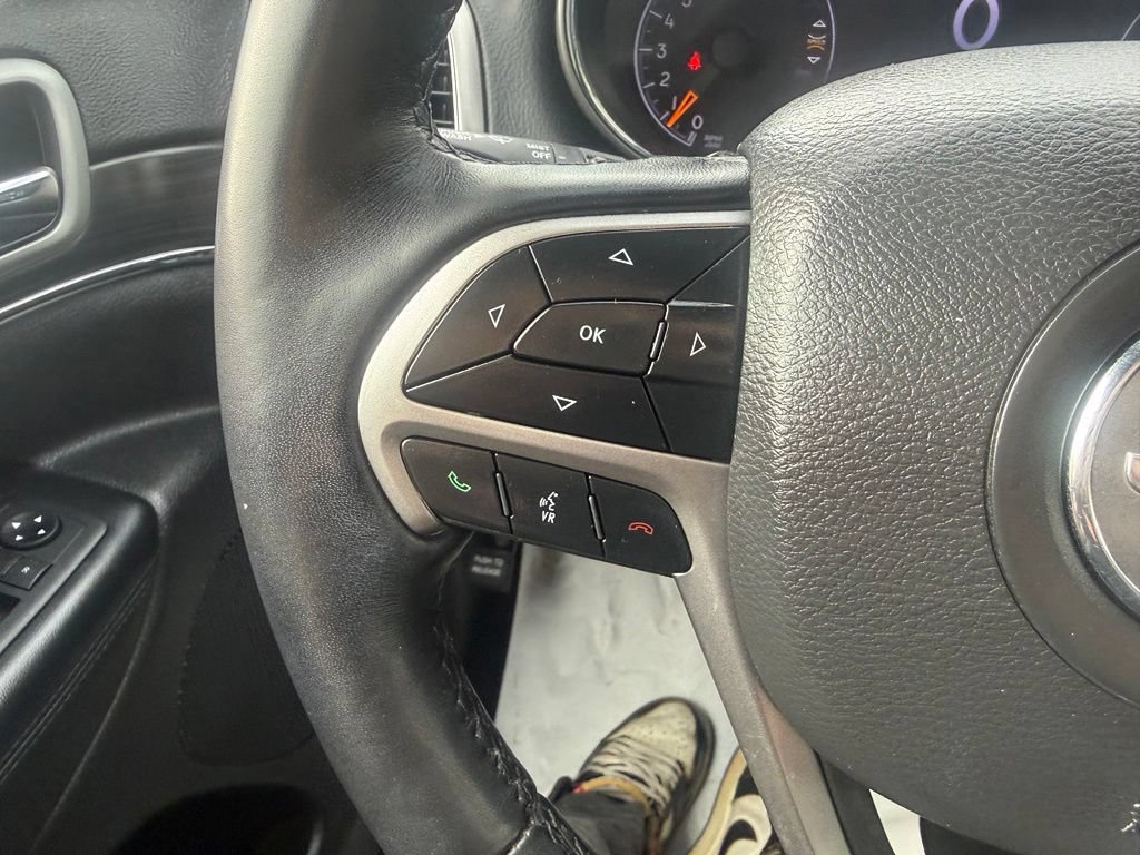 Certified 2022 Jeep Grand Cherokee Limited AWD/4WD image 15