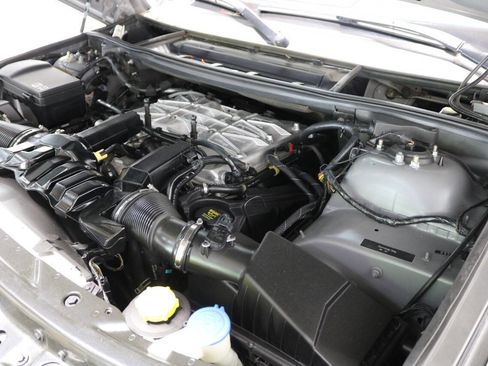 Used 2011 Land Rover Range Rover Supercharged AWD/4WD image 39