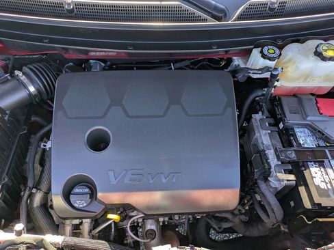 Used 2024 Buick Enclave Premium image 12