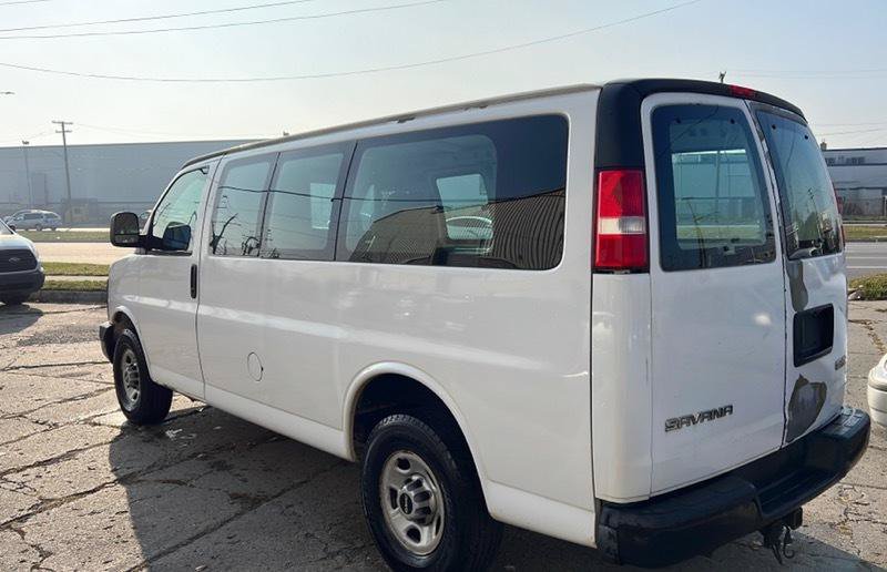 Used 2008 GMC Savana 2500 RWD image 6