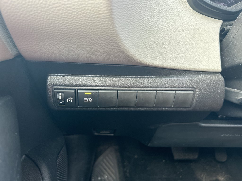 Used 2026 Toyota Corolla LE FWD image 13