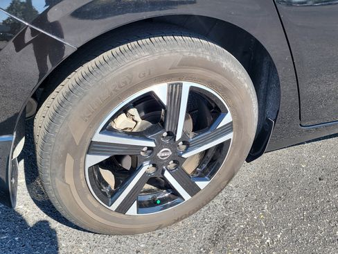 Used 2025 Nissan Sentra SV w/ All-Weather Package image 9