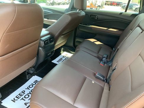 Used 2024 Honda Passport EX-L image 14