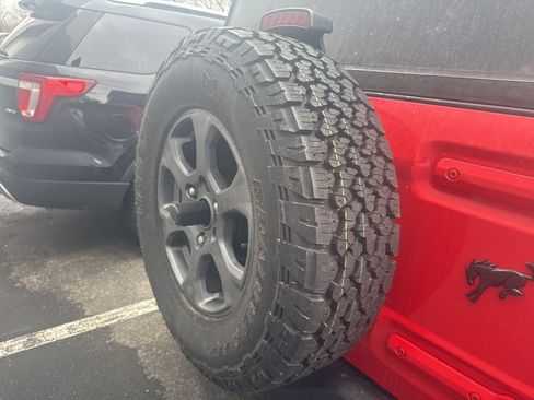 Used 2023 Ford Bronco 4-Door image 6