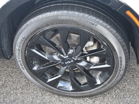 Certified 2023 Kia Sorento SX image 11