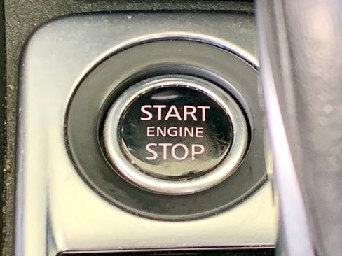 Used 2022 Nissan Sentra SR FWD image 31