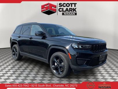 Used 2023 Jeep Grand Cherokee Altitude