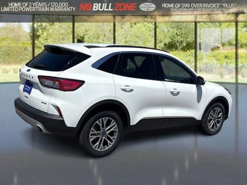 Certified 2022 Ford Escape SEL AWD/4WD image 5
