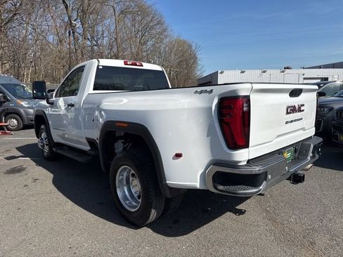 Used 2025 GMC Sierra 3500 Pro w/ 1SA Pro Safety Plus Package AWD/4WD image 21