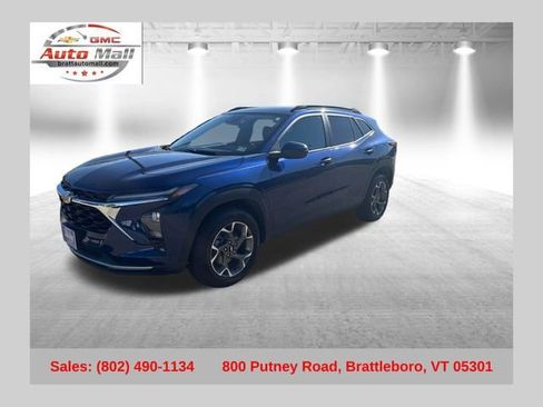 Used 2024 Chevrolet Trax LT w/ Driver Confidence Package FWD image 1