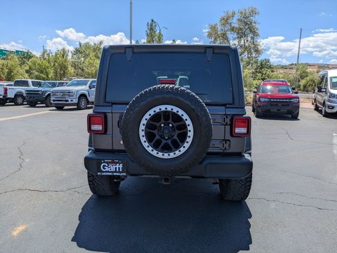 Used 2019 Jeep Wrangler Unlimited Sport S AWD/4WD image 5
