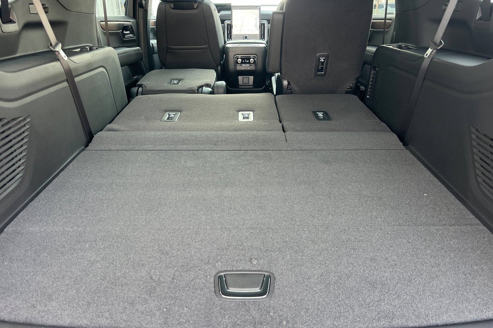 New 2026 GMC Yukon XL Denali w/ Denali Reserve Package AWD/4WD image 14