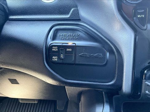 Used 2023 RAM 2500 Laramie AWD/4WD image 28