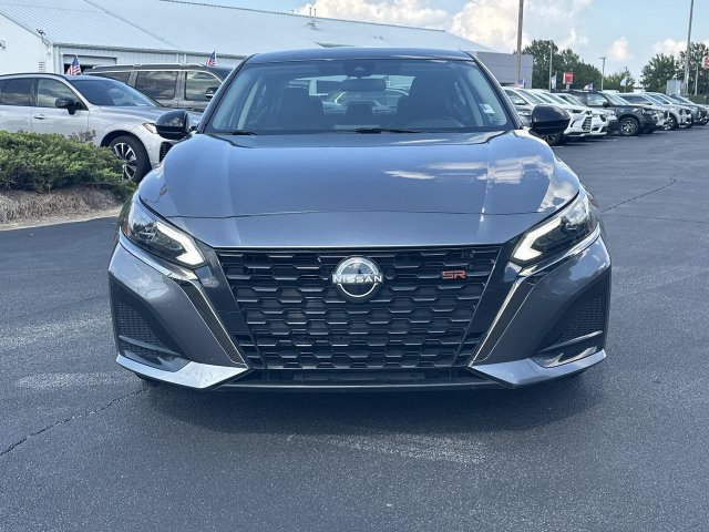 Used 2024 Nissan Altima 2.5 SR FWD image 3