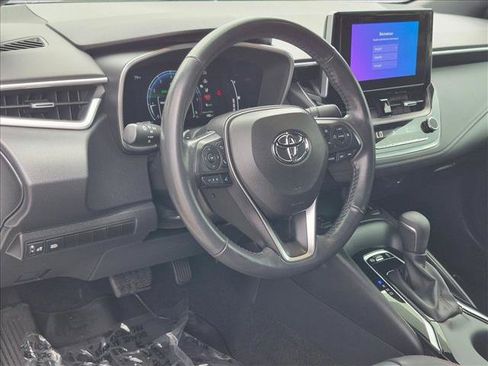 Used 2023 Toyota Corolla XSE FWD image 10
