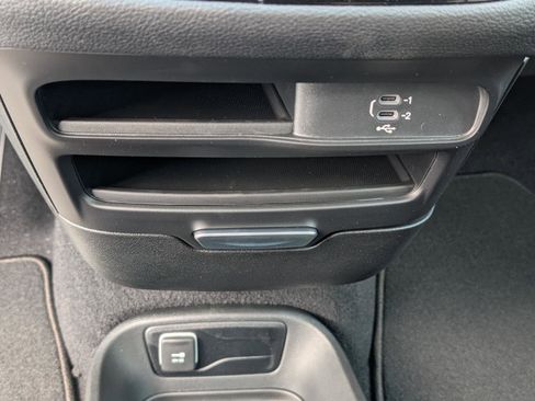 New 2026 Chrysler Pacifica Select image 22