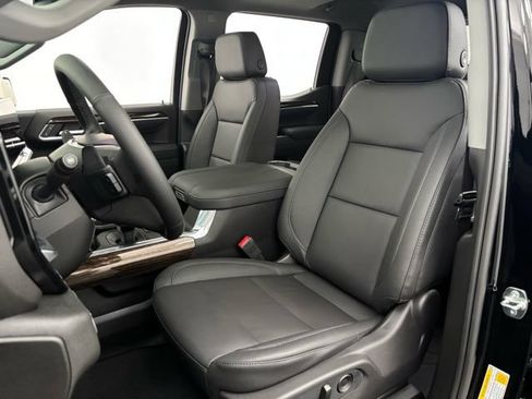 New 2026 GMC Sierra 1500 Elevation w/ Elevation Premium Package AWD/4WD image 18