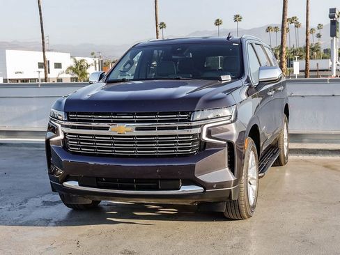 Used 2024 Chevrolet Tahoe Premier RWD image 4