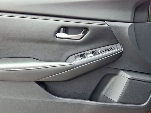 Used 2022 Nissan Sentra SV w/ All-Weather Package FWD image 26