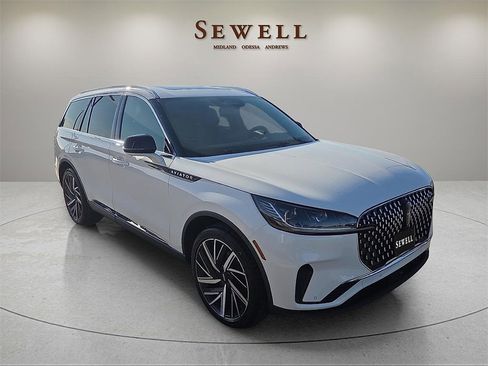 New 2026 Lincoln Aviator Reserve image 6