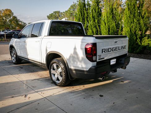 Certified 2024 Honda Ridgeline RTL image 8